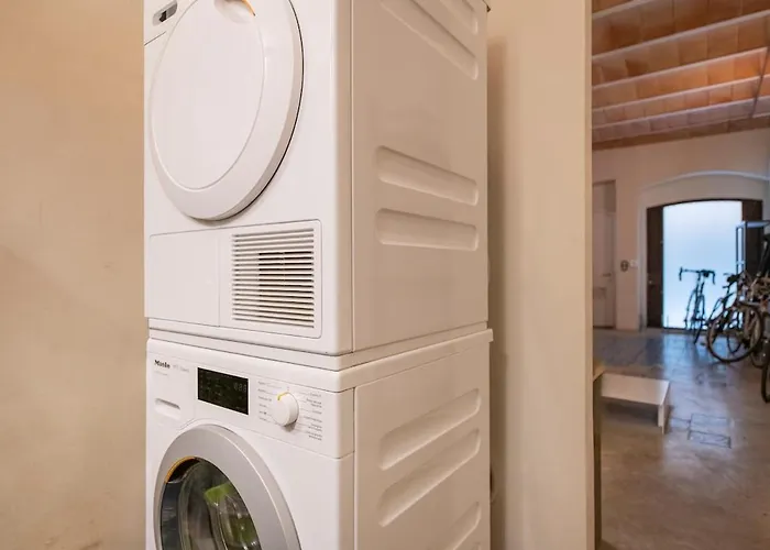 Luxurious Barri Vell House - Heart Of The Old Town Vakantiehuis