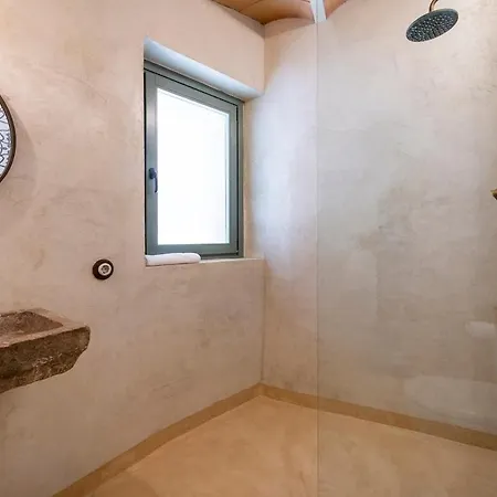 Luxurious Barri Vell House - Heart Of The Old Town