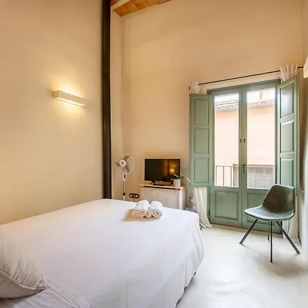 Дом отдыха Luxurious Barri Vell House - Heart Of The Old Town