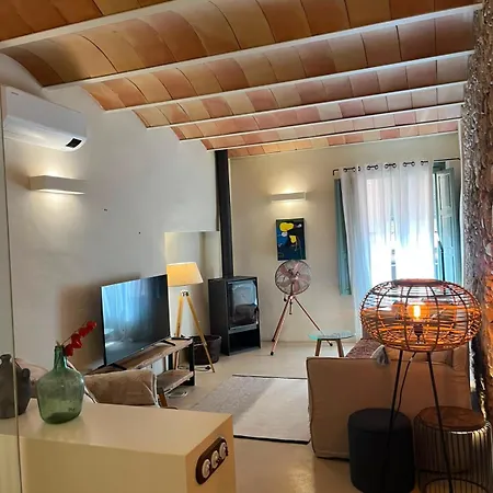 Luxurious Barri Vell House - Heart Of The Old Town Semesterbostad *