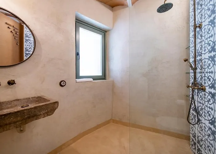 Luxurious Barri Vell House - Heart Of The Old Town