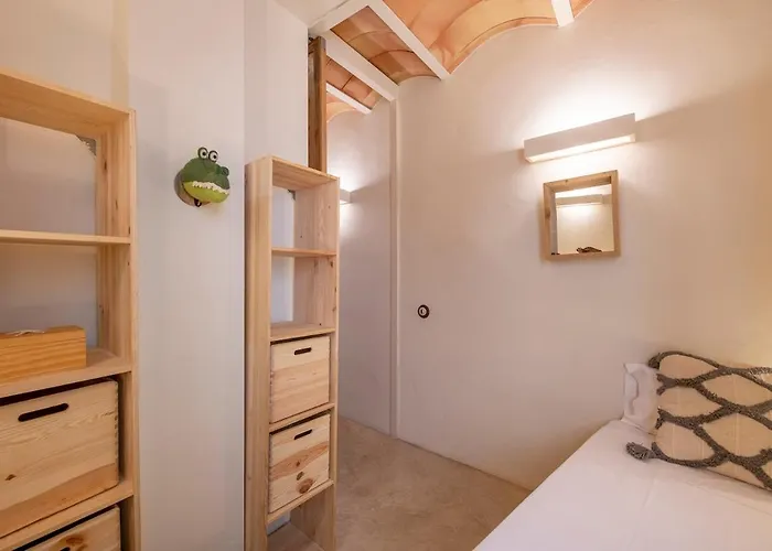 Nyaraló Luxurious Barri Vell House - Heart Of The Old Town Girona