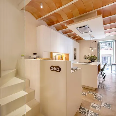 Luxurious Barri Vell House - Heart Of The Old Town *